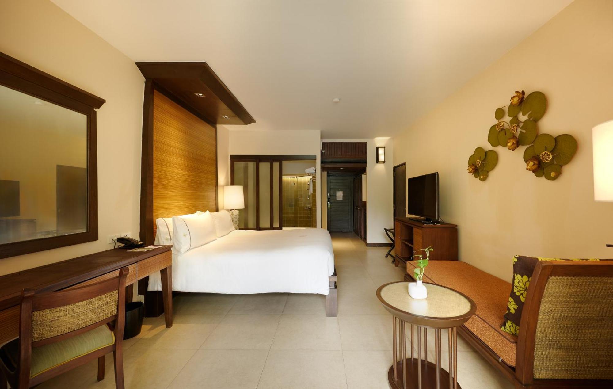 Siam Bayshore Resort Pattaya Exterior photo