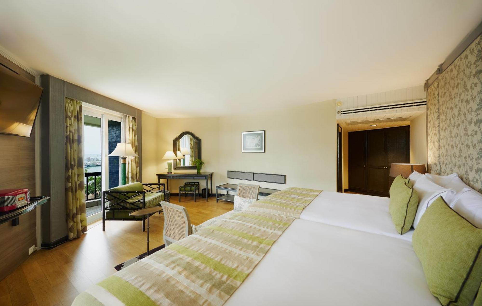 Siam Bayshore Resort Pattaya Exterior photo