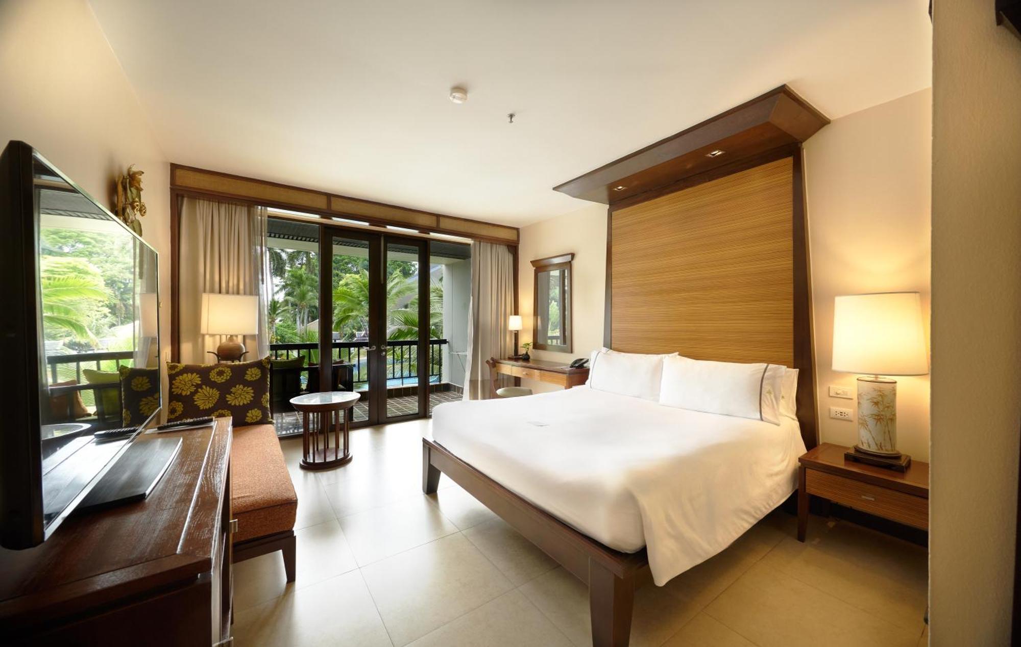 Siam Bayshore Resort Pattaya Exterior photo